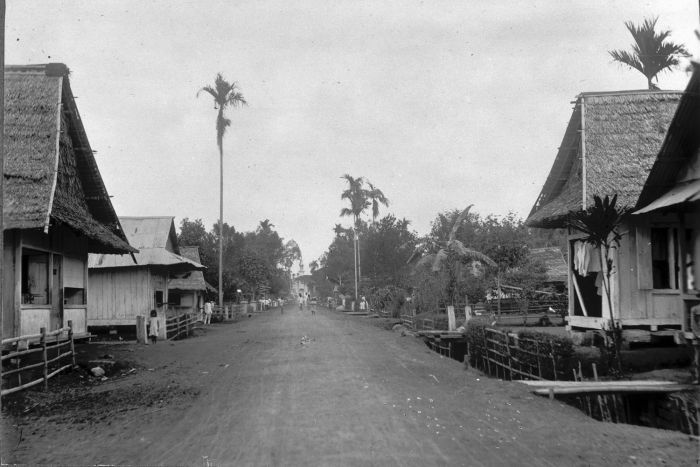 Jalan di Langowan, 1900-1920.